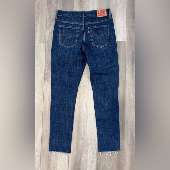 Levi’s 311 Shaping Skinny Jeans - Picture 4 of 5